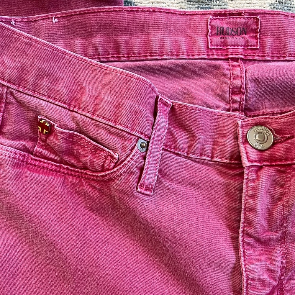 Hudson pink mid-rise nico super skinny jeans size 28